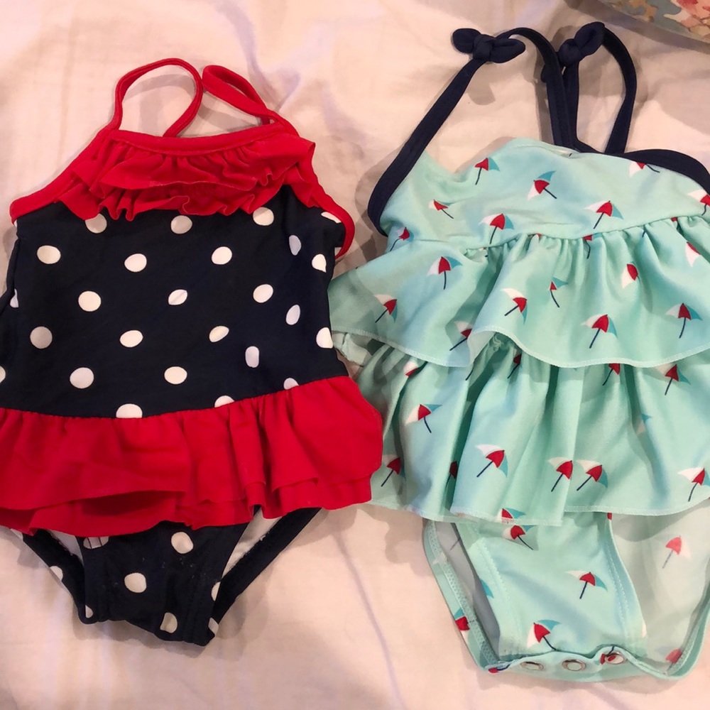 2 pack size 3 month & 3-6 month bathing suits.